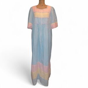 1970s vintage Saybury pastel seersucker maxi house dress size large blue white